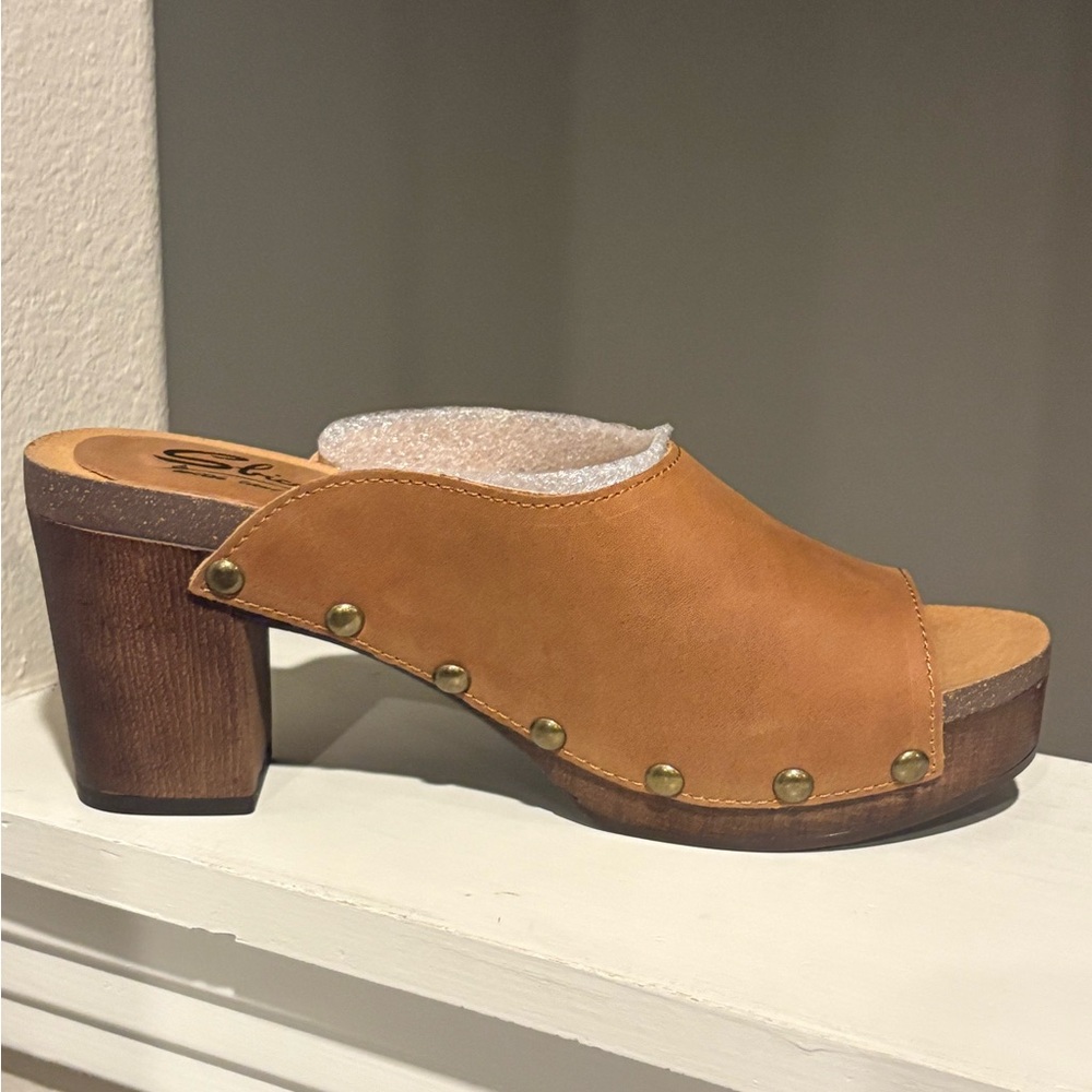 NEW- Sbicca Montrose Beige/Brown Studded Mule Clog Shoes Women’s Size 10 - Picture 5 of 10